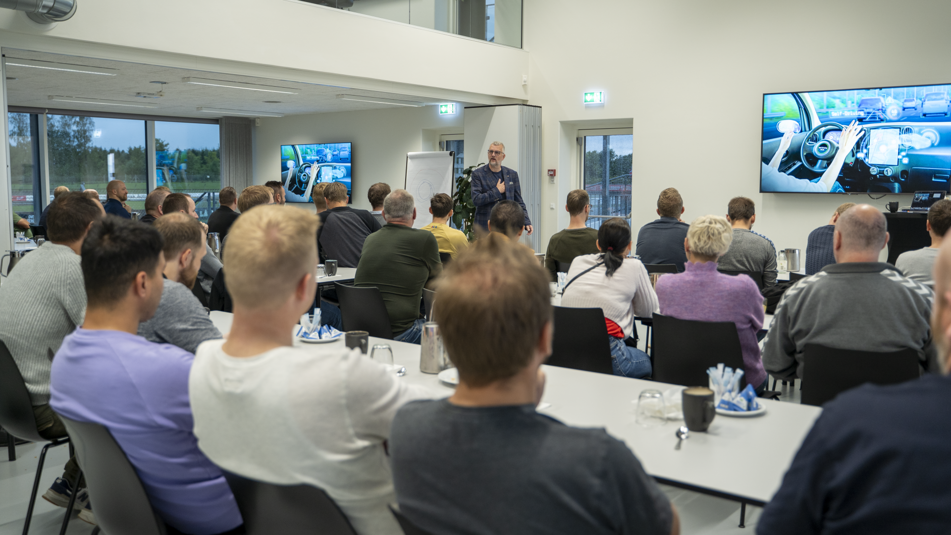 Foredrag på FDM Jyllandsringen Foredrag på FDM Jyllandsringen