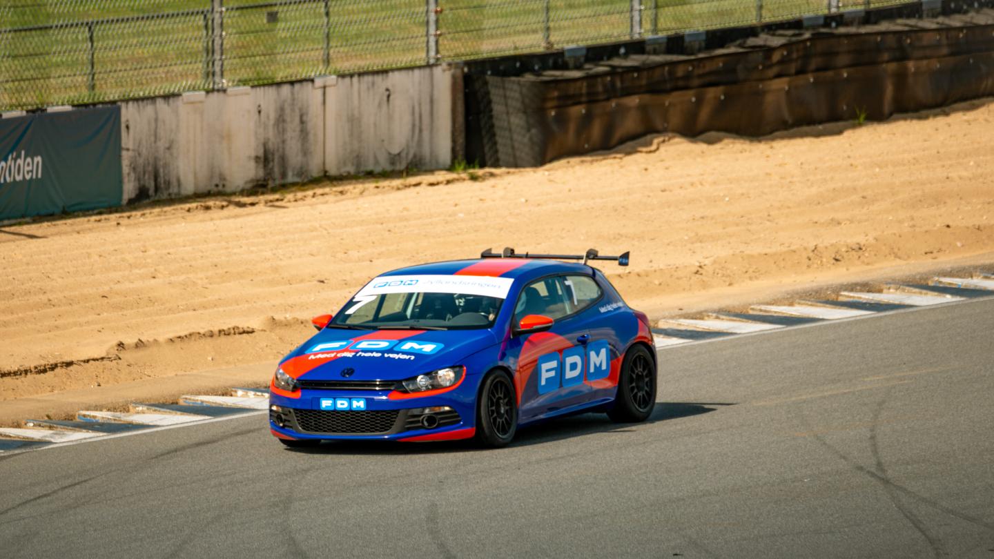 Gavekort High Speed VW Scirocco Gavekort High Speed VW Scirocco