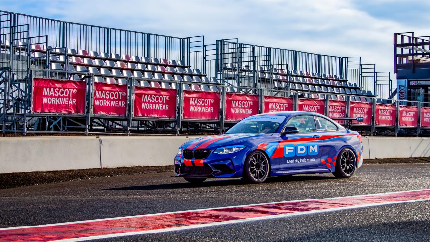 BMW 220i i pitten på FDM Jyllandsringens 